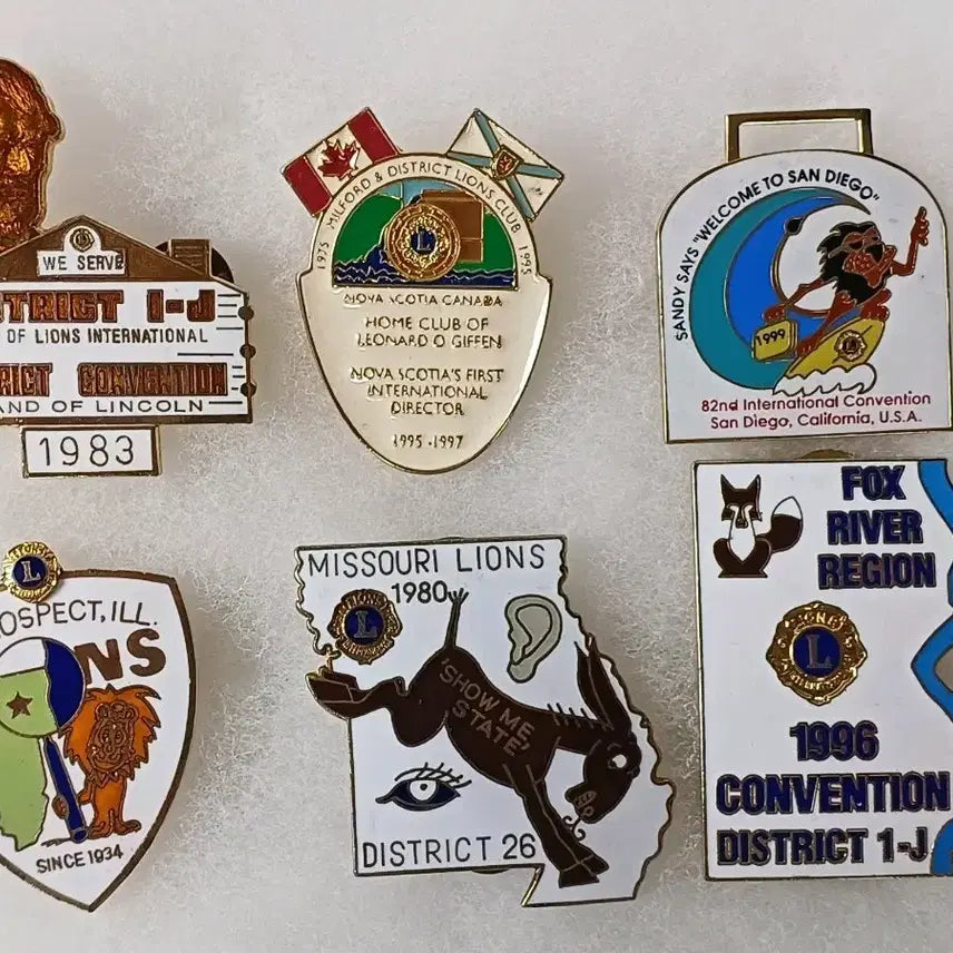 [BUNJANG] Vintage Lions Club Commemorative Pins Set (6 Pins) / 근대사 수집품 빈티지 미국 라이온스 클럽 기념뱃지 6p