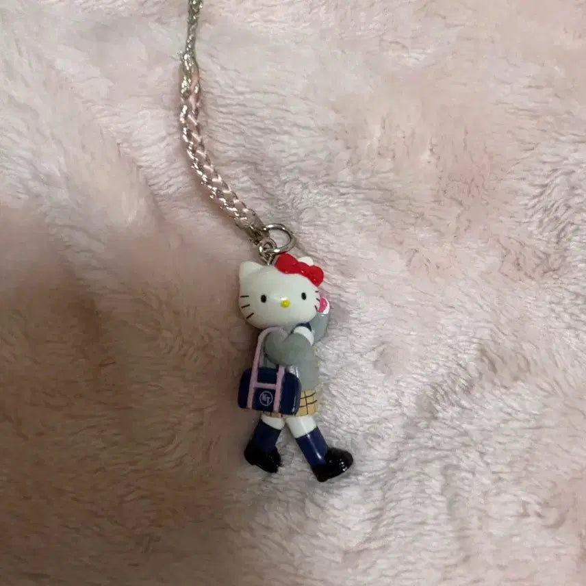 [BUNJANG] Sanrio Hello Kitty "School Uniform Long-Legged Kitty" Rare Strap Keychain / 교복 롱다리 키티스트랩 알맹이 jk 고전 산리오 헬로키티 레어 키링 학생
