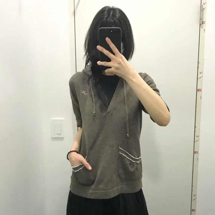 [BUNJANG] Hollister Cargo Y2K Choco Brown Hooded T-Shirt / 홀리스터 카고 y2k 초코 브라운 후드 반팔