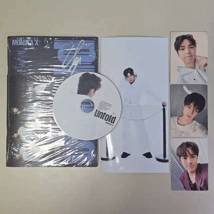 [BUNJANG] Monsta X Hyungwon Unfold Album + Photocard Bundle / [사인] 몬스타엑스 unfold 언폴드 민혁 앨범 + 포카