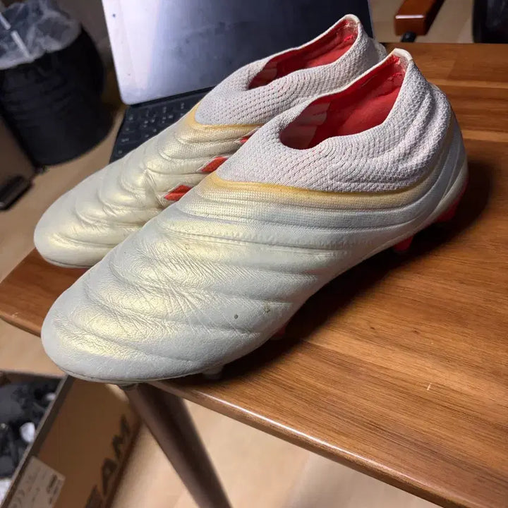 [BUNJANG] Adidas Copa 20+ FG Football Boots (260) / (260) 아디다스 코파 20+ FG 판매