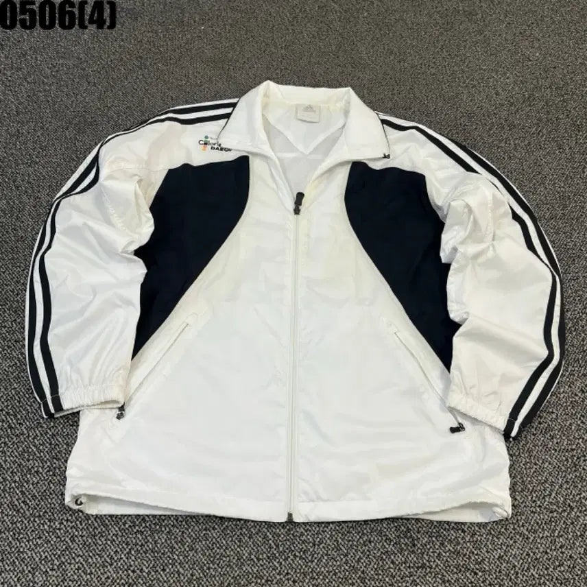 [BUNJANG] Adidas Windbreaker Jacket / 아디다스 바람막이 자켓 90 | 0506