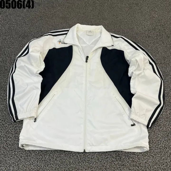 [BUNJANG] Adidas Windbreaker Jacket / 아디다스 바람막이 자켓 90 | 0506