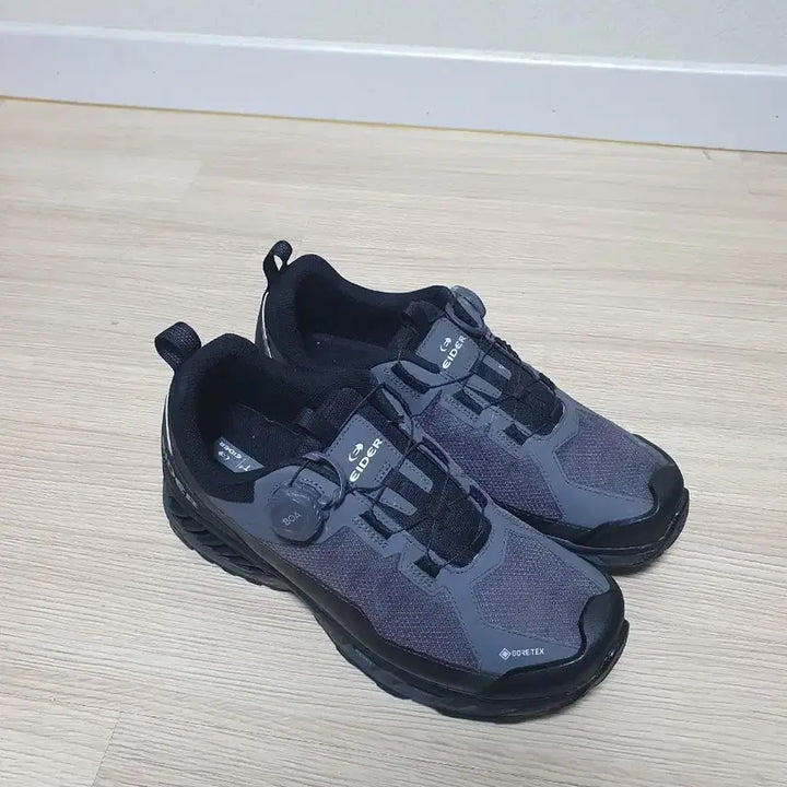 [BUNJANG] Eider Gore-Tex Trekking Shoes Size 275 / 아이더 고어텍스 트레킹화 275