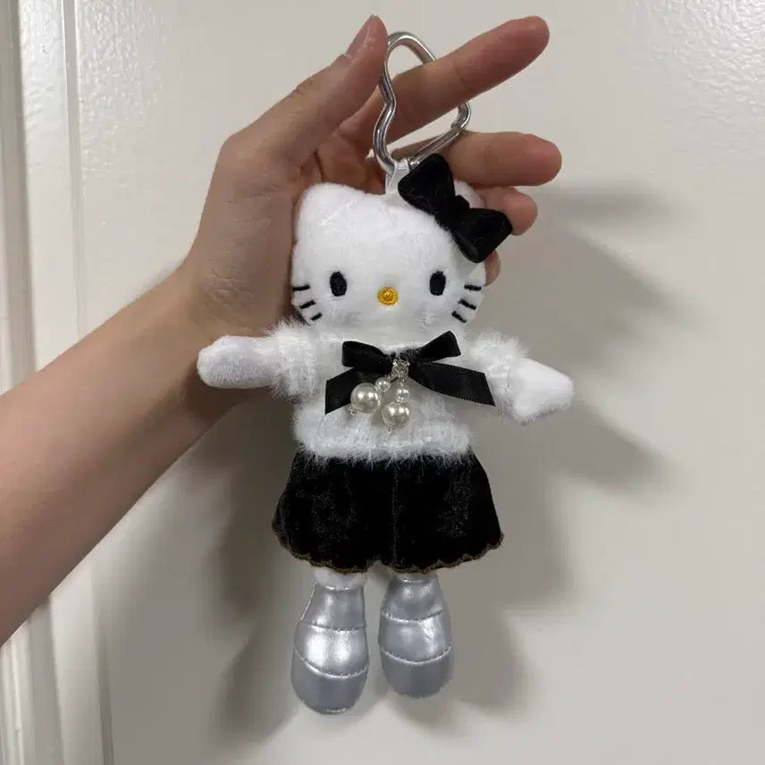 [BUNJANG] Long-Legged Kitty Keyring / 롱다리 키티 키링