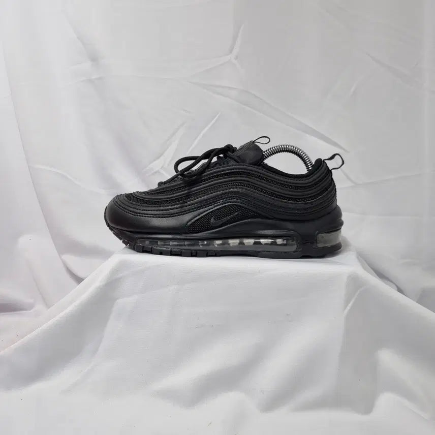 [BUNJANG] Nike Air Max 97 Next Triple Black Sneakers / 빈티지하서 235 나이키 에어맥스 97 넥스트 트리플 블랙 스니커즈