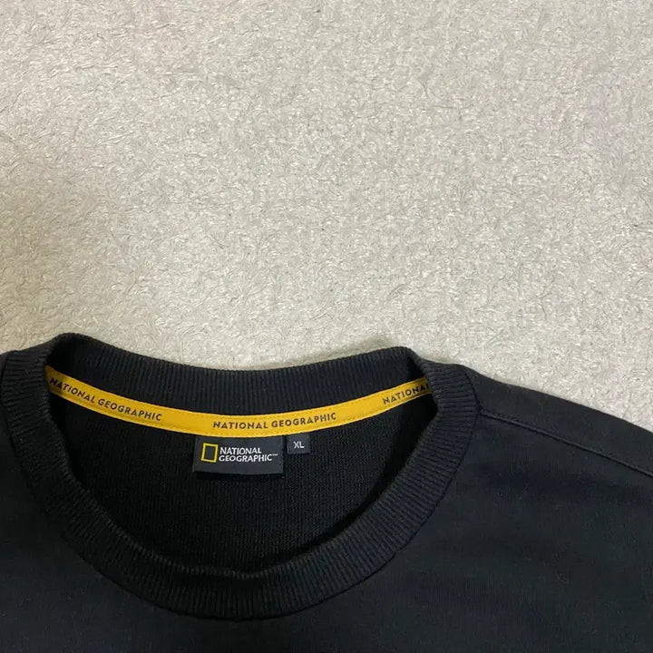[SOLD OUT] 내셔널지오그래픽 검정 맨투맨 티셔츠 xl 105