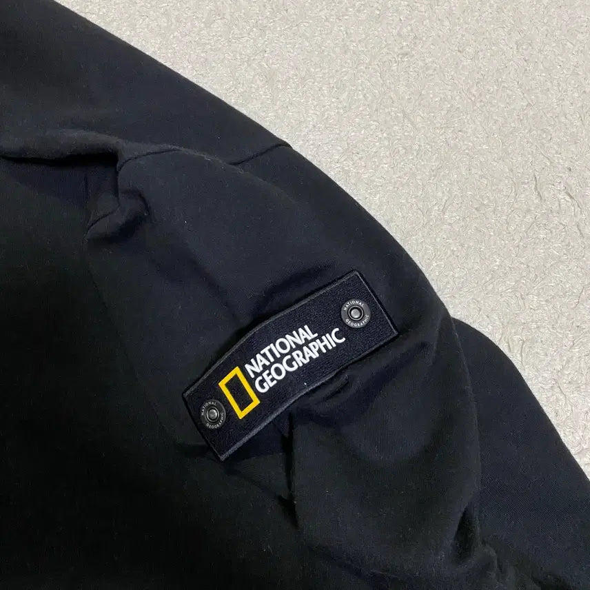 [SOLD OUT] 내셔널지오그래픽 검정 맨투맨 티셔츠 xl 105