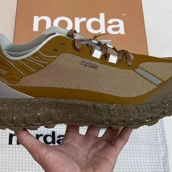 [BUNJANG] Noda 001A Trail Running Shoes Light Brown / 노다 001A 트레일 러닝화 연한 갈색 TFA001MLAM