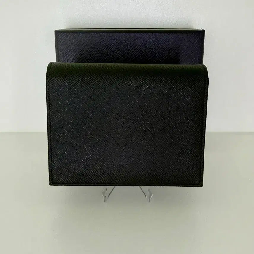 [BUNJANG] Prada Saffiano Bi-Fold Wallet Gold Logo / (정품)프라다 사피아노 지갑