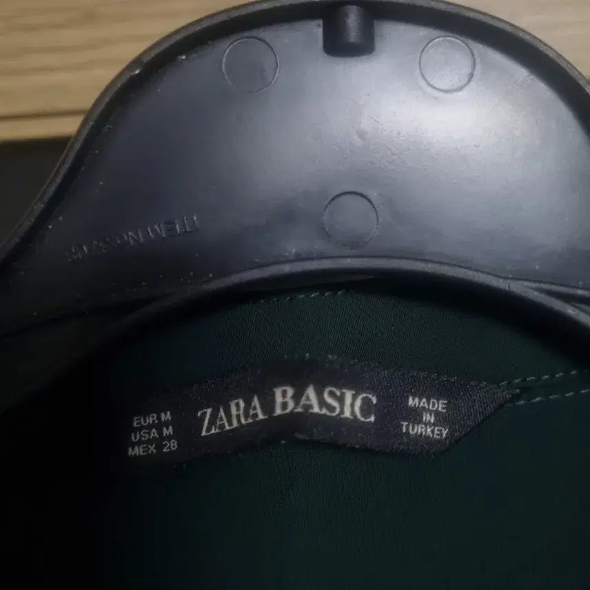 [BUNJANG] Zara Basic Green Ribbon Blouse / 자라 베이직 그린색 리본 블라우스m
