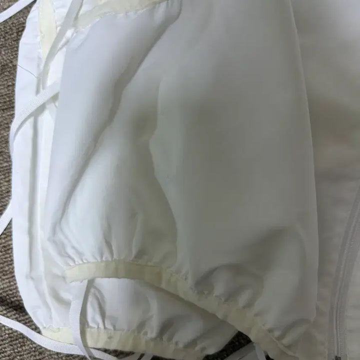 [BUNJANG] NACHE White Windbreaker Jacket / NACHE 화이트 바람막이 자켓