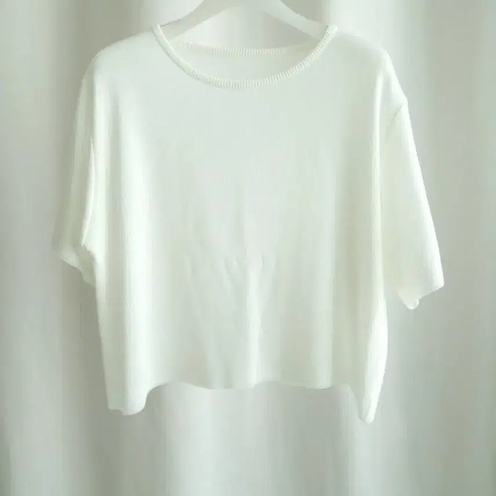 [BUNJANG] White Short-Sleeve Knit T-Shirt (55-66) / 새상품) 얇은 반팔 니트 티셔츠 화이트 55~66