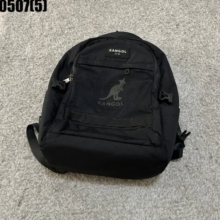 [BUNJANG] Kangol Black Backpack Bag / 캉골 블랙 백팩 가방