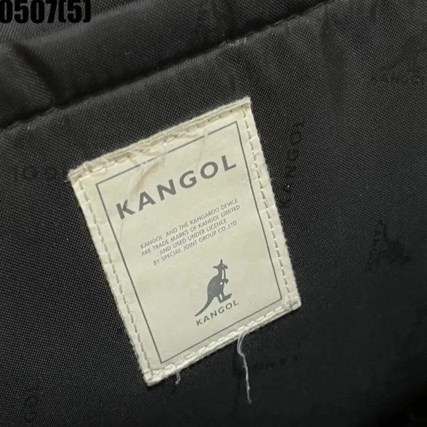 [BUNJANG] Kangol Black Backpack Bag / 캉골 블랙 백팩 가방