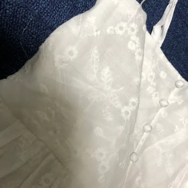 [BUNJANG] White Embroidered Mini Dress / 모리걸 자수 화이트 미니 원피스