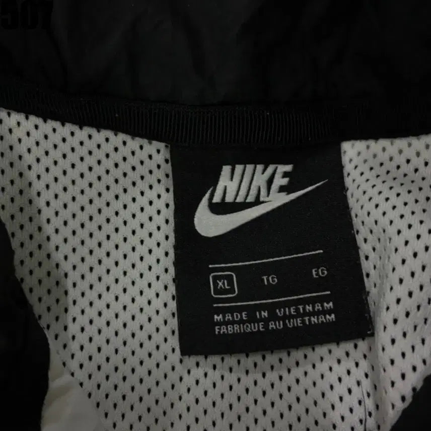 [BUNJANG] Nike Swoosh Windbreaker Black/Red/White XL / 나이키 스우시 바람막이 블랙/레드/화이트 XL