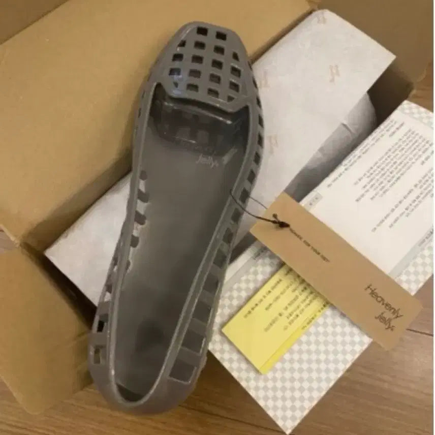 [BUNJANG] Heavenly Jelly Classic Plain Grey Jelly Shoes Size 245 / 헤븐리젤리 클래식 플레인 그레이 젤리슈즈(15일까지만 판매)