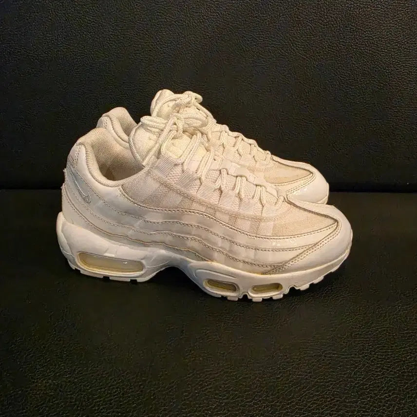 [BUNJANG] Nike Air Max 95 All White Sneakers / 나이키 에어맥스95 올 화이트
