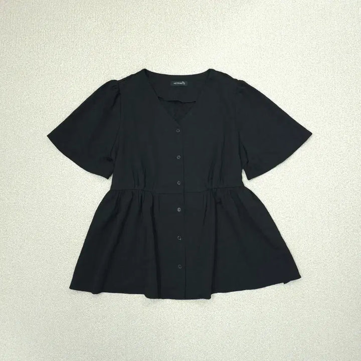 [BUNJANG] Hotping Black V-Neck Jacquard Short-Sleeve Blouse / (1)핫핑 여성 반팔 블라우스 브이넥 자가드 블랙