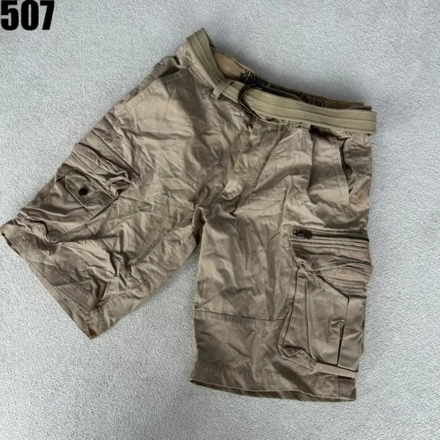 [BUNJANG] Roots Outdoor Cargo Shorts with Belt (Size 34) / 루츠 아웃도어 카고 반바지 + 벨트 34