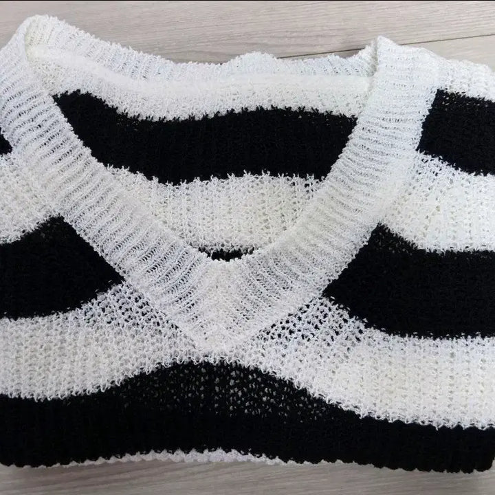 [BUNJANG] V-Neck Striped Knit Top / 여름 니트 팝니다