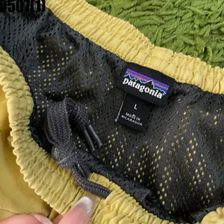 [BUNJANG] Patagonia Yellow Shorts / 파타고니아 옐로우 반바지