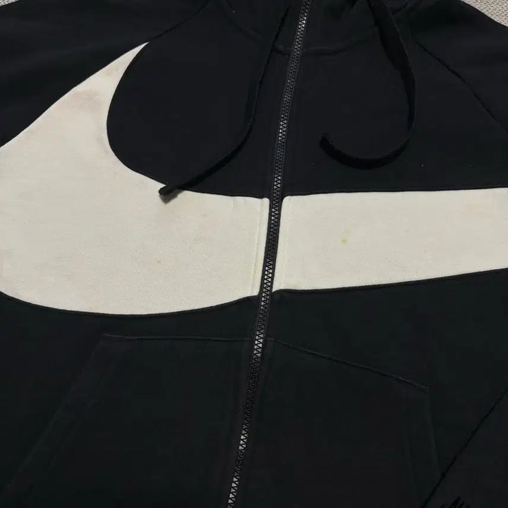 [BUNJANG] Nike Big Swoosh Hooded Zip-Up Jacket / 나이키 빅스우시 후드집업