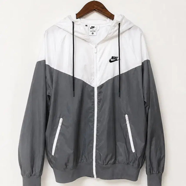 [BUNJANG] Nike Windrunner Jacket L (100) / 나이키 윈드러너 바람막이 L / 100