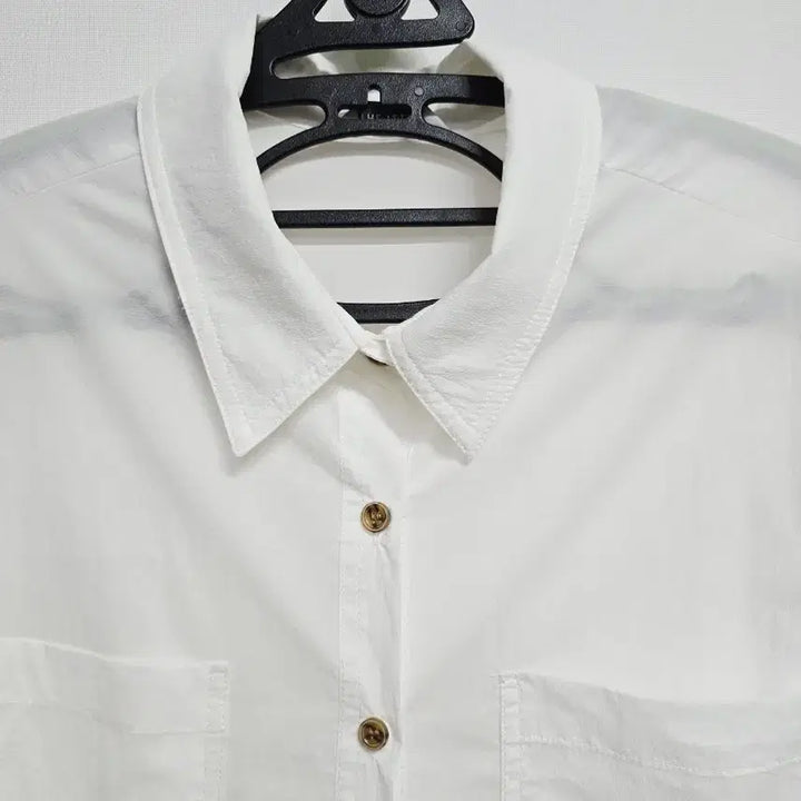 [BUNJANG] The IZ White 7-Sleeve Shirt / 더아이잗 화이트 7부 소매 셔츠 남방