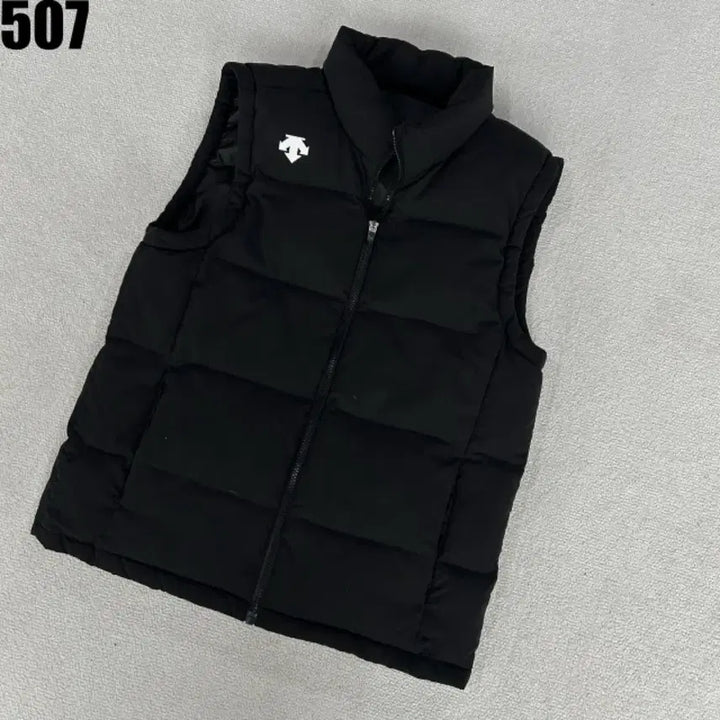 [BUNJANG] Descente Black Padded Vest 110 / 데상트 블랙 패딩 조끼 110