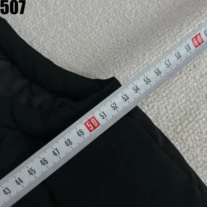 [BUNJANG] Descente Black Padded Vest 110 / 데상트 블랙 패딩 조끼 110