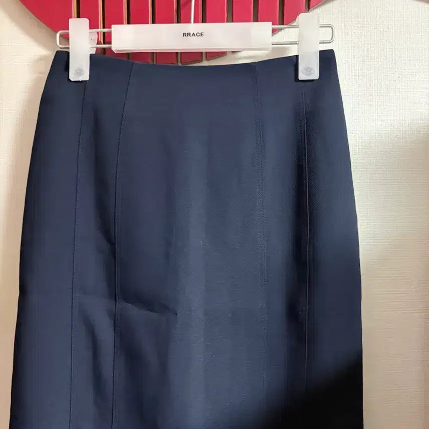[BUNJANG] Navy Side Slit Midi Skirt / 네이비 슬릿 스커트