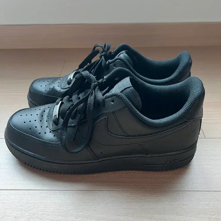 [BUNJANG] Nike Air Force 1 All Black Sneakers / 나이키 에어포스1 올블랙 운동화