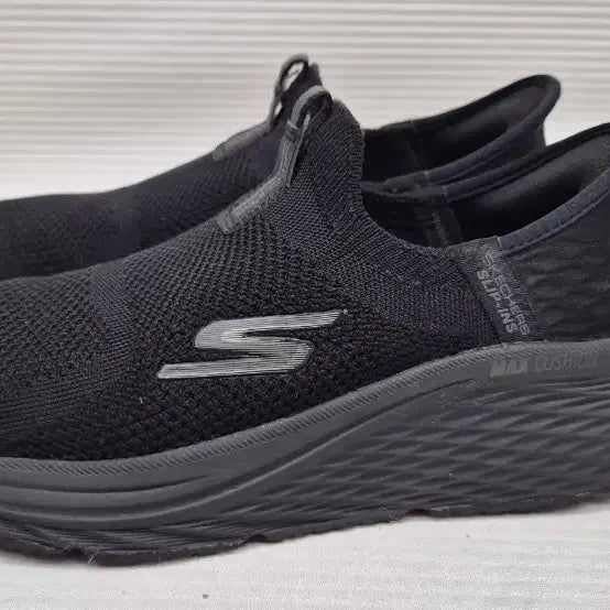 [BUNJANG] Skechers Max Cushioning Elite 2.0 Slip-ins Black Women&