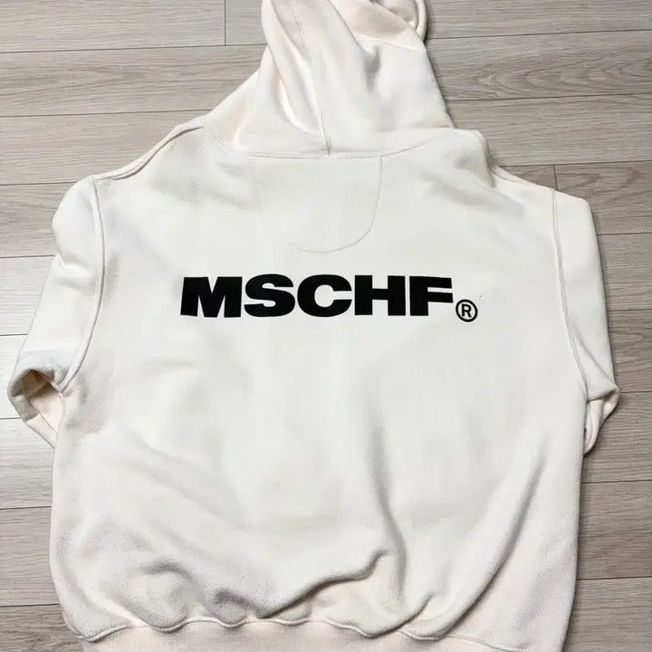 [BUNJANG] Mischief Collective Hoodie Cream M / 미스치프 콜렉티브 후드티 크림 M