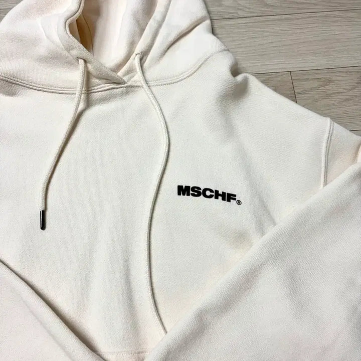 [BUNJANG] Mischief Collective Hoodie Cream M / 미스치프 콜렉티브 후드티 크림 M