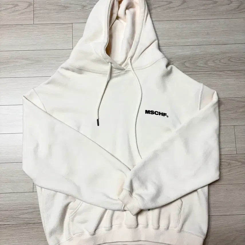 [BUNJANG] Mischief Collective Hoodie Cream M / 미스치프 콜렉티브 후드티 크림 M