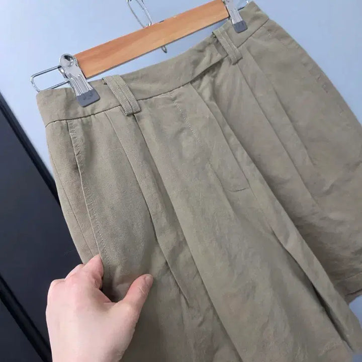 [BUNJANG] Nothing Written Linen Cotton Two-Tuck Bermuda Shorts / 낫띵리튼 린넨코튼 투턱 팬츠s