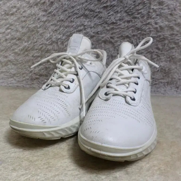 [BUNJANG] Ecco ST.1 Gore-Tex Sneakers / 후루룩구제 255 에코 ecco st.1 운동화 고어텍스260507