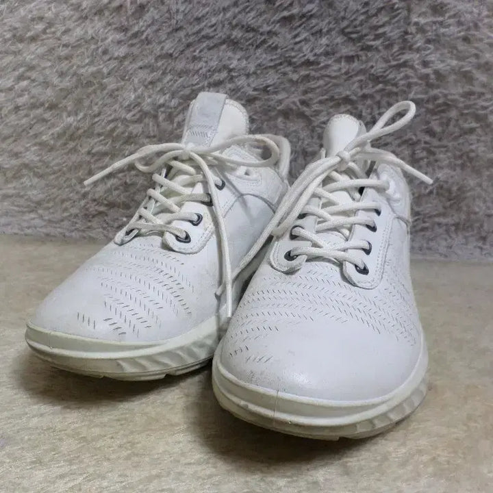 [BUNJANG] Ecco ST.1 Gore-Tex Sneakers / 후루룩구제 255 에코 ecco st.1 운동화 고어텍스260507