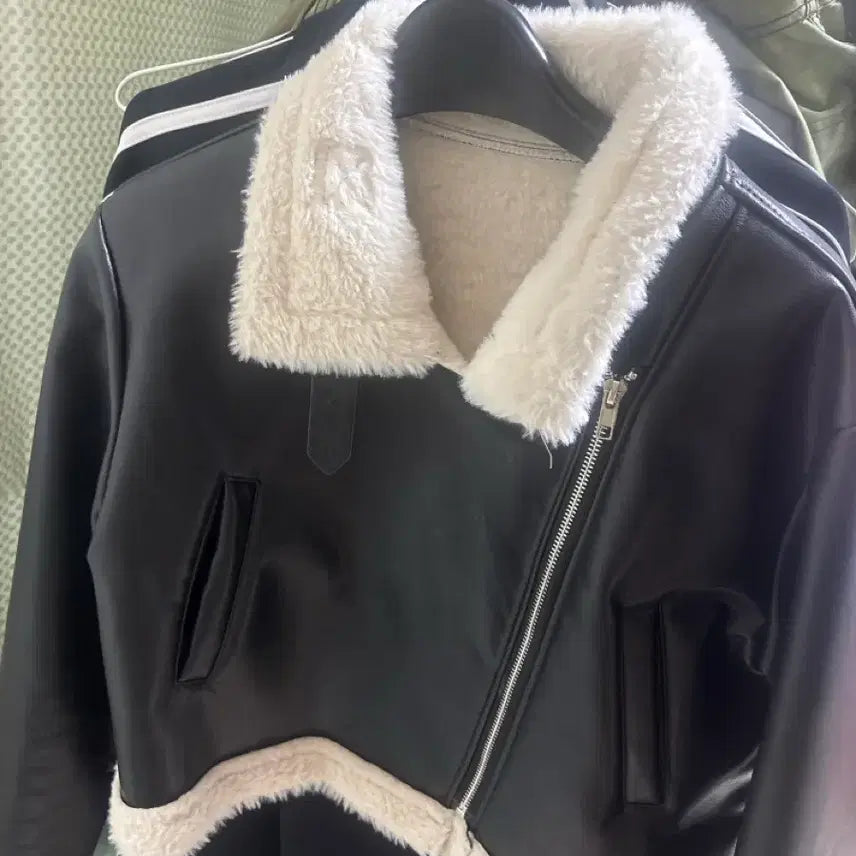 [BUNJANG] Leather Mustang Jacket / 무스탕