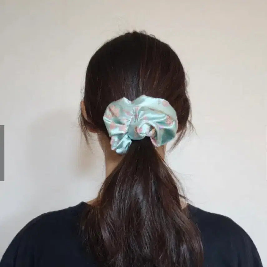 [BUNJANG] Hanbok Fabric Scrunchie - Mint (Dancheong Mulbit Color) / 한복원단 스크런치 헤어곱창 민트색(단청물빛색)