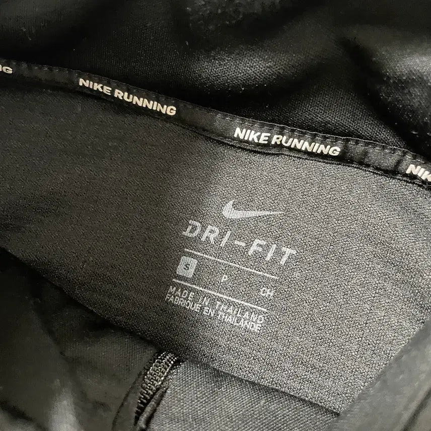 [BUNJANG] Nike Icon Clash Dri-FIT Half-Zip Anorak Cropped Top / 빈티지9. 나이키 아이콘 클래쉬 드라이핏 반집업 아노락 크롭 탑