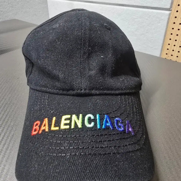 [BUNJANG] Balenciaga Rainbow Embroidery Baseball Cap / 발렌시아가 레인보우자수 볼캡[모자]