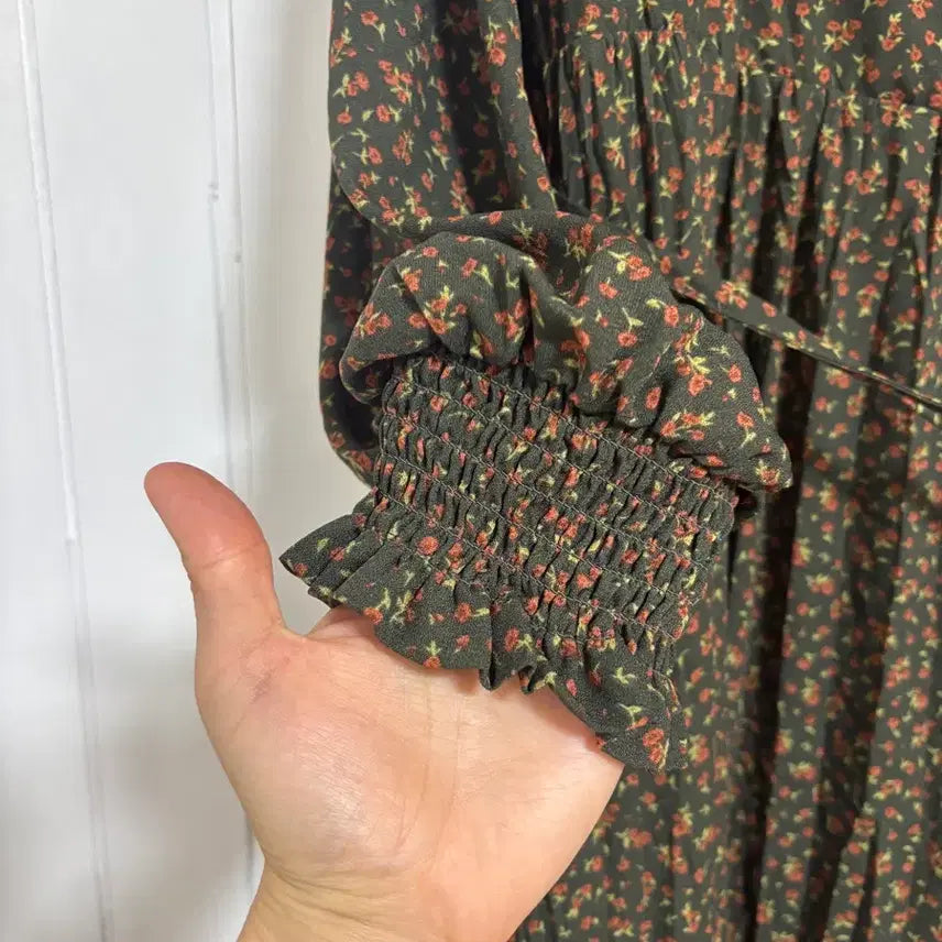 [BUNJANG] Eearth Floral Pattern Long Dress / 얼스 플라워패턴 원피스 여성F(~66까지)