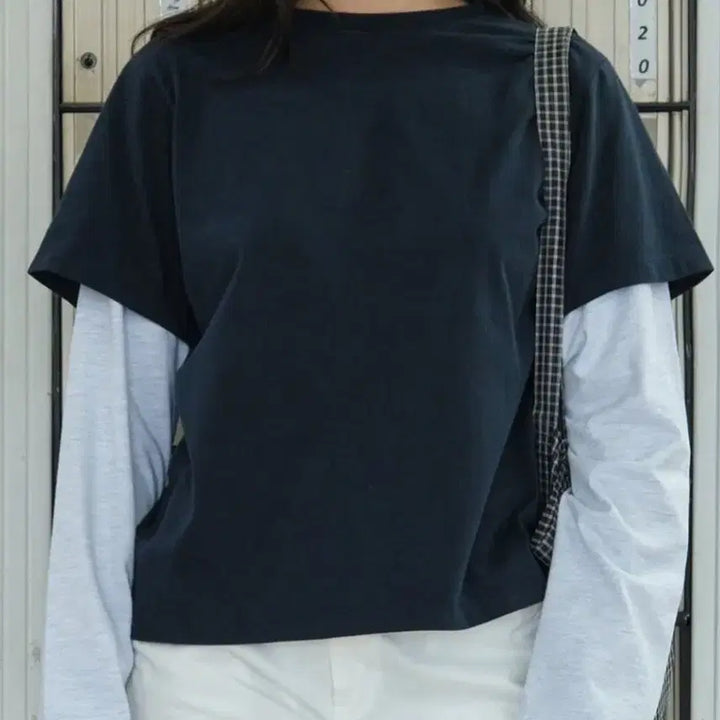 [BUNJANG] LOW CLASSIC Layered Long Sleeve T-Shirt Navy / 로우클래식 Lc 레이어드티 네이비