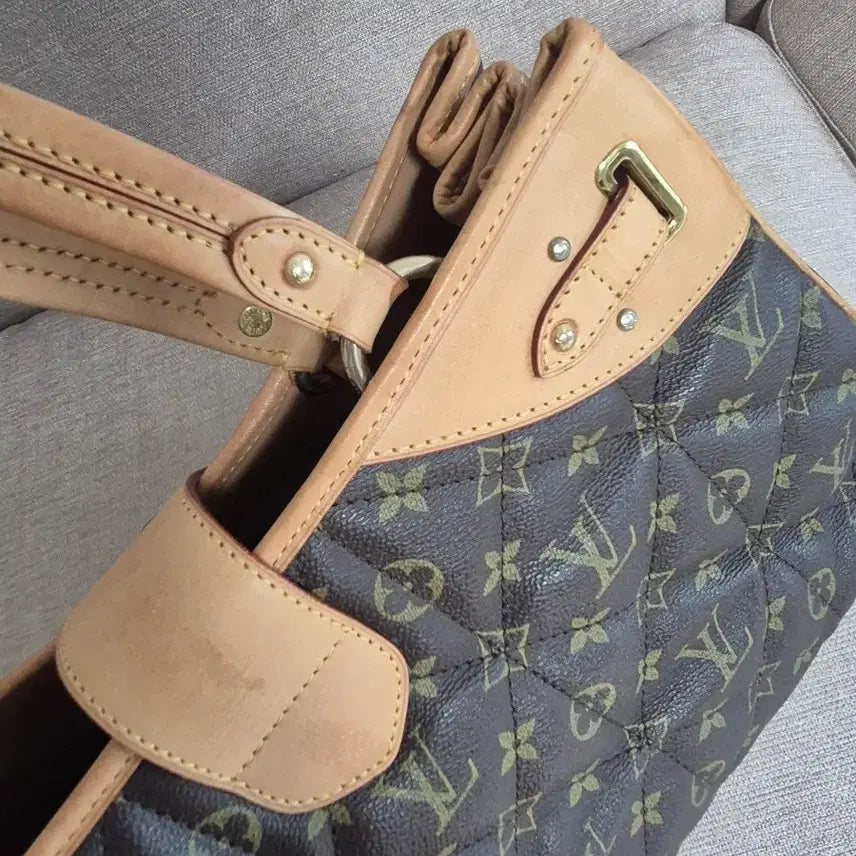 [BUNJANG] Louis Vuitton Monogram Quilted Etoile Shoulder Bag / 루이비통 퀼팅 모노그램 에톨  숄더백