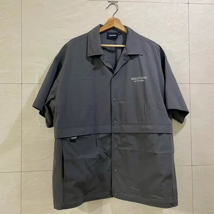 [BUNJANG] GOAL STUDIO Stretch Nylon Short Sleeve Shirt XL / 골 스튜디오 / 스트레치 나일론 반팔 셔츠, 남성 셔츠 / XL(110)