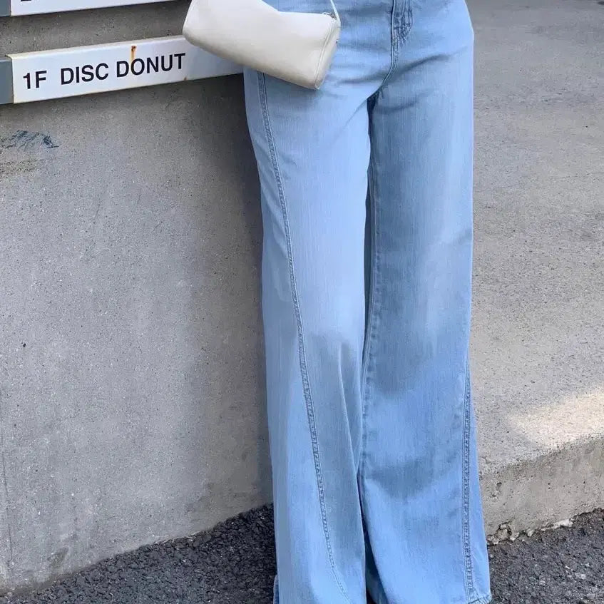 [BUNJANG] Lovemeow Joah Diagonal Denim Pants / 러브미우 주아 사선 데님 팬츠